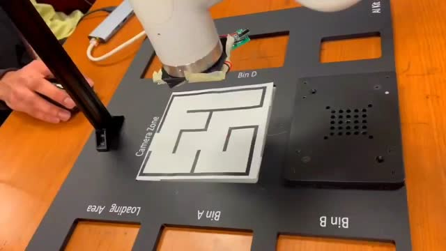 Solving a 4×4 Maze with MyCobot Pro 600